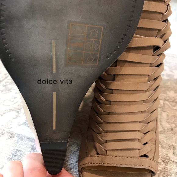 NWOT Dolce Vita Open Toe Booties - Picture 6 of 8